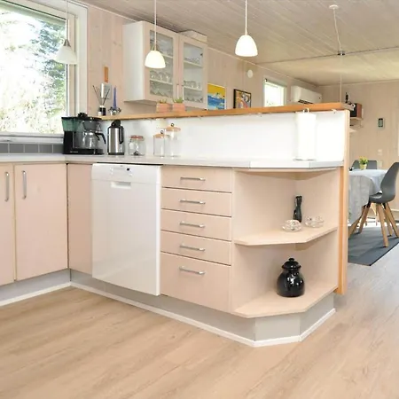 30141-ulfborg-rollikevej-174 Feriehus *